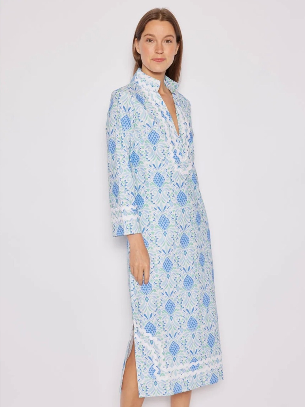 Sail to Sable Blue and White Pineapple Print Caftan With Ric-Rac Size M